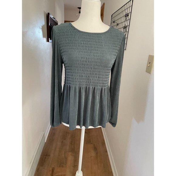 URBAN Romantics Tops - NWT Urban Romantics Top
